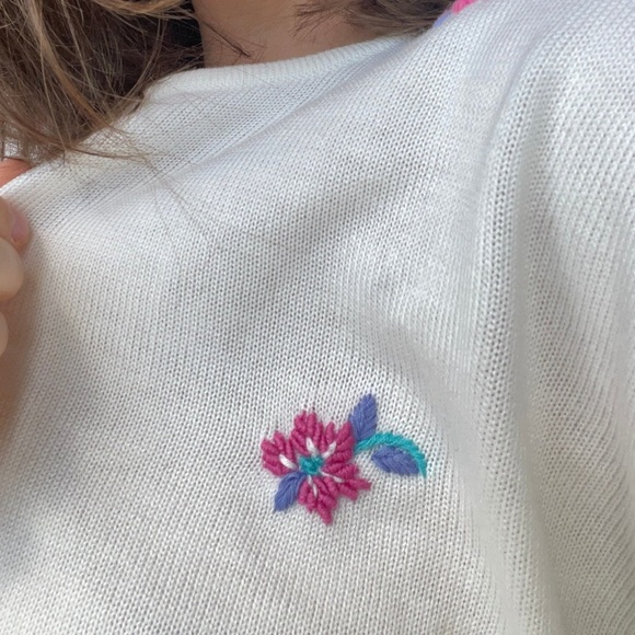 80’s floral embroidery knit top / large - Picture 4 of 10